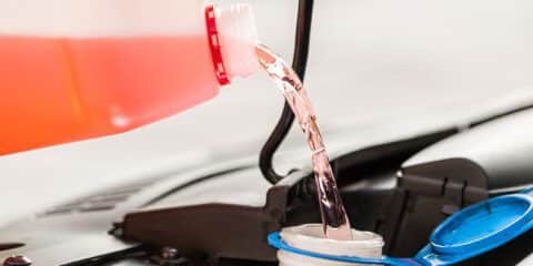 Cambiar anticongelante en nuestro taller de Arganda